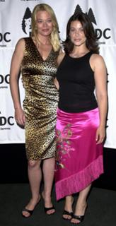 Jeri Ryan feet photo thumbnail