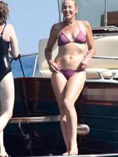 Jerry Hall feet photo 12
