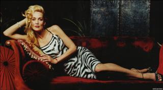 Jerry Hall feet photo 16