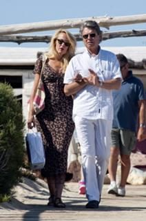 Jerry Hall feet photo 6