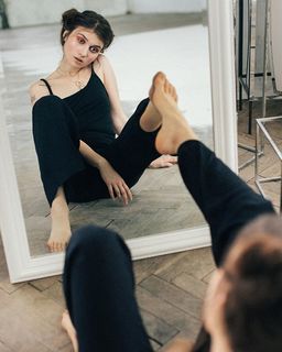 Jerry Heil feet photo 11