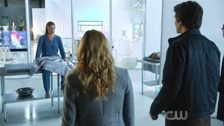 Jes Macallan feet photo 5