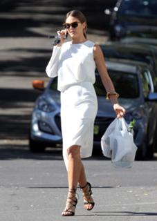 Jesinta Campbell feet photo 14