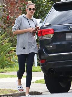 Jesinta Campbell feet photo 20