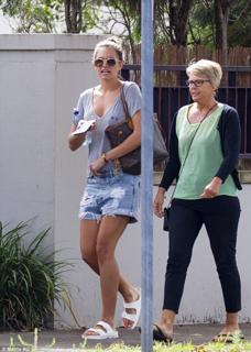 Jesinta Campbell feet photo 19