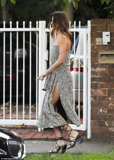 Jesinta Campbell feet photo 7