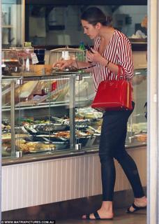 Jesinta Campbell feet photo 11