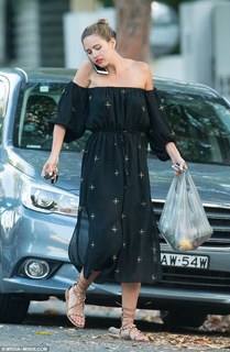 Jesinta Campbell feet photo 18