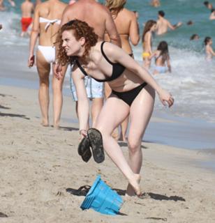Jess Glynne feet photo thumbnail