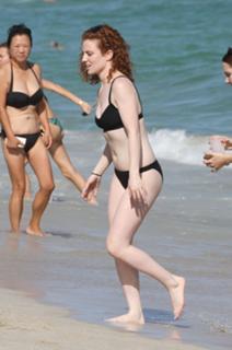 Jess Glynne feet photo thumbnail
