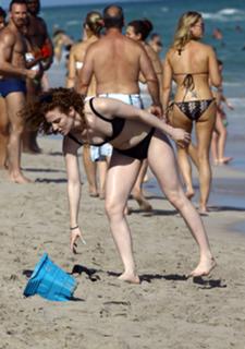 Jess Glynne feet photo thumbnail