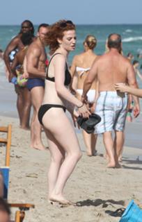 Jess Glynne feet photo thumbnail