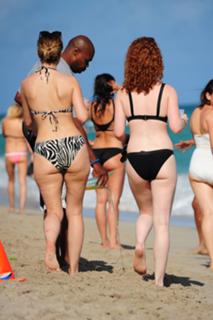 Jess Glynne feet photo thumbnail