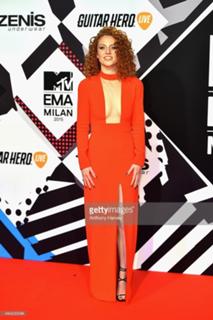 Jess Glynne feet photo thumbnail
