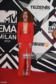 Jess Glynne feet photo thumbnail