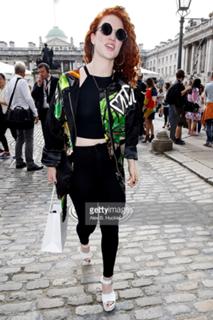 Jess Glynne feet photo thumbnail