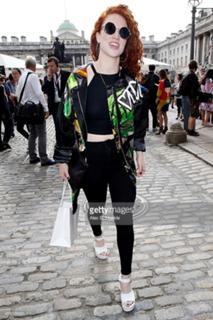Jess Glynne feet photo thumbnail