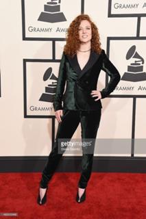 Jess Glynne feet photo thumbnail