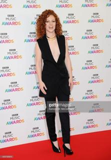 Jess Glynne feet photo thumbnail