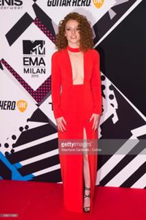 Jess Glynne feet photo thumbnail