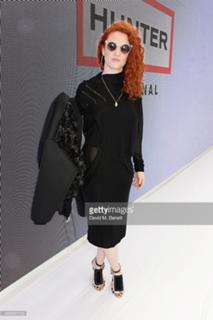 Jess Glynne feet photo thumbnail