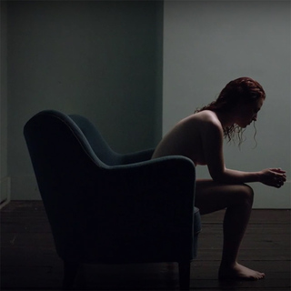 Jess Glynne feet photo thumbnail