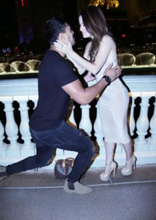 Jess Impiazzi feet photo thumbnail