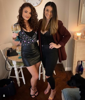 Jess Impiazzi feet photo thumbnail