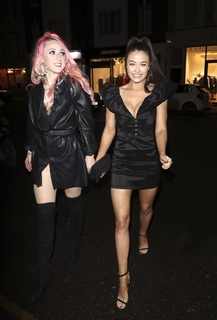 Jess Impiazzi feet photo thumbnail