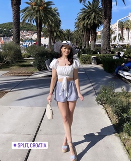 Jess Impiazzi feet photo thumbnail