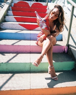Jess Lizama feet photo 15