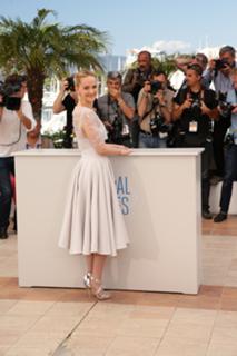 Jess Weixler feet photo 3