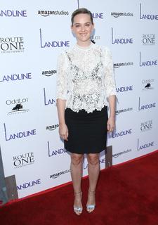 Jess Weixler feet photo 5