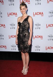 Jess Weixler feet photo 9