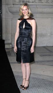 Jess Weixler feet photo 15