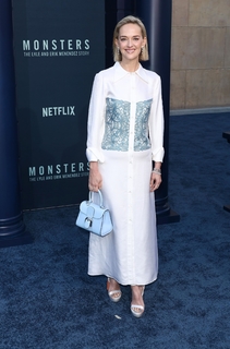 Jess Weixler feet photo 3