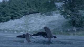 Jessalyn Gilsig feet photo thumbnail