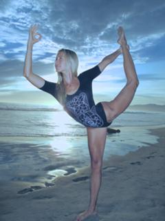 Jesse Golden feet photo 3