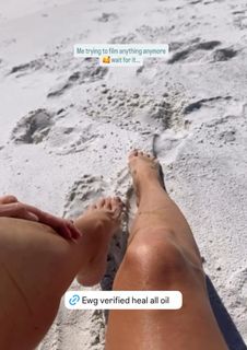 Jesse Golden feet photo 6
