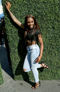 Jessica 'Jess Hilarious' Moore feet photo thumbnail