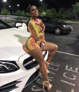 Jessica 'Jess Hilarious' Moore feet photo thumbnail