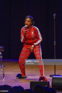 Jessica 'Jess Hilarious' Moore feet photo thumbnail