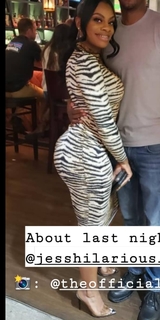 Jessica 'Jess Hilarious' Moore feet photo thumbnail