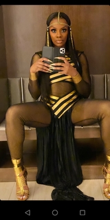 Jessica 'Jess Hilarious' Moore feet photo thumbnail