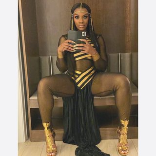 Jessica 'Jess Hilarious' Moore feet photo thumbnail