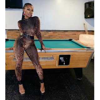 Jessica 'Jess Hilarious' Moore feet photo thumbnail