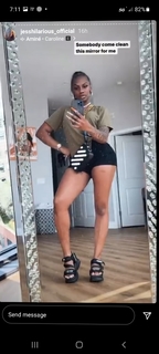 Jessica 'Jess Hilarious' Moore feet photo thumbnail