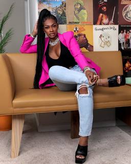 Jessica 'Jess Hilarious' Moore feet photo thumbnail