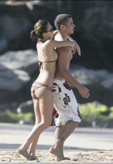 Jessica Alba feet photo thumbnail