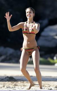 Jessica Alba feet photo thumbnail